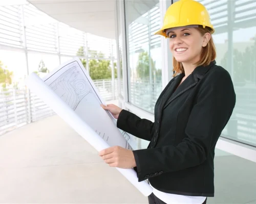 FeaturePics-Woman-Architect-Construction-S083823-919572